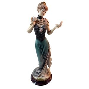 Vintage Giuseppe Armani Florence Serena Figurine 0349-C Lady Statue Italy 1996
